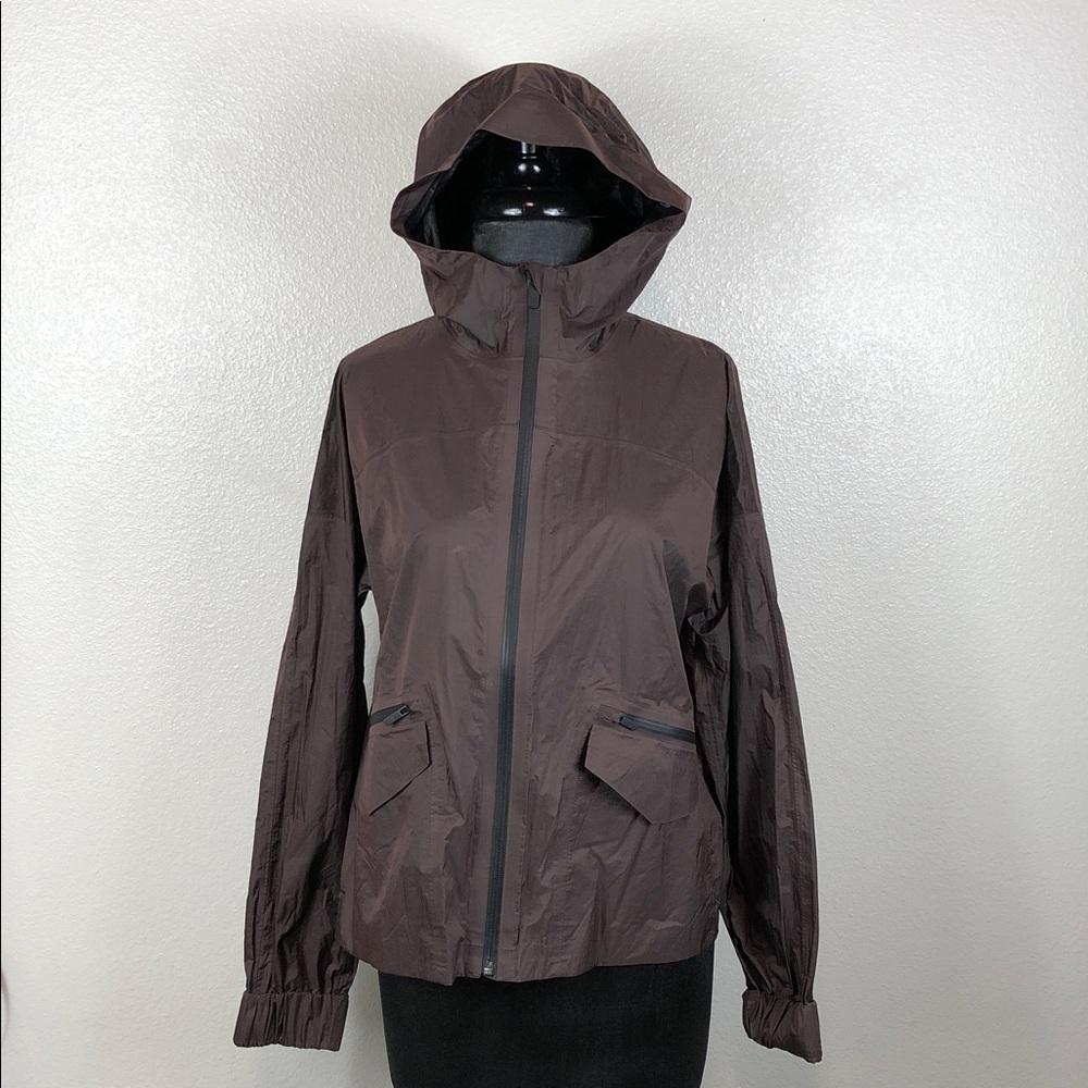Lululemon Drizzle Down Rain Jacket Lightweight Mauve/Purple Women’s Size 4 EUC